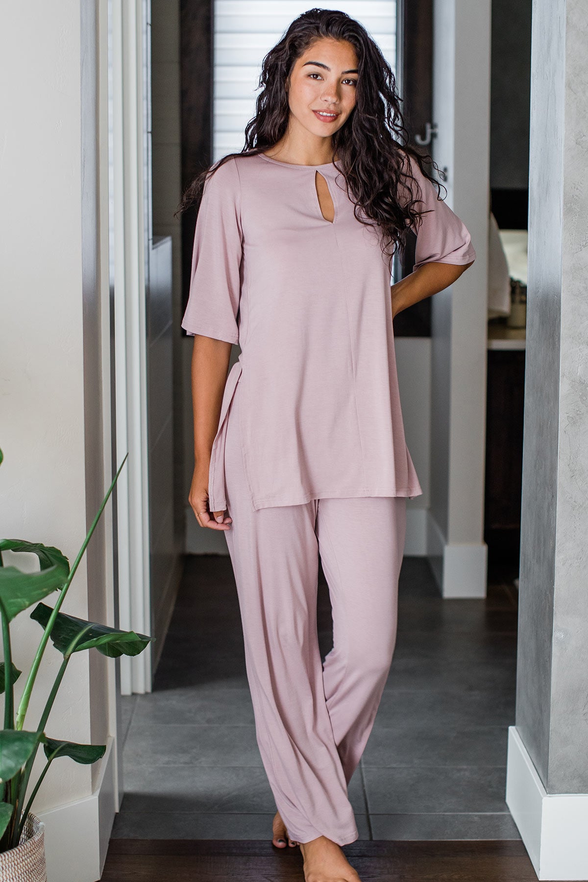 NACHILA Women's Bamboo Pajamas Long Sleeve Sleepwear Set Soft Pj Loungewear  Pants Set S-XXL : : Clothing, Shoes & Accessories